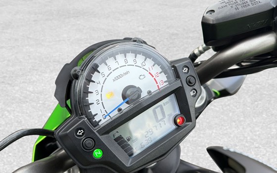 Motorrad Occasion Kawasaki ER-6n - Bild 8