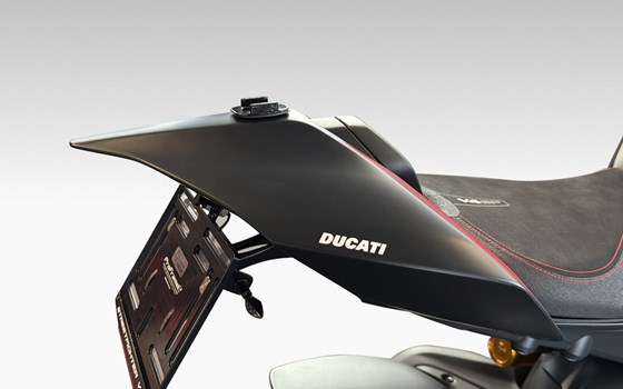 Motorrad Occasion Ducati Streetfighter V4 SP - Bild 9