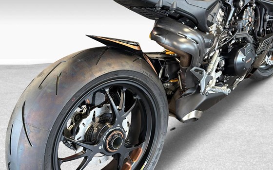 Motorrad Occasion Ducati Streetfighter V4 S - Bild 8