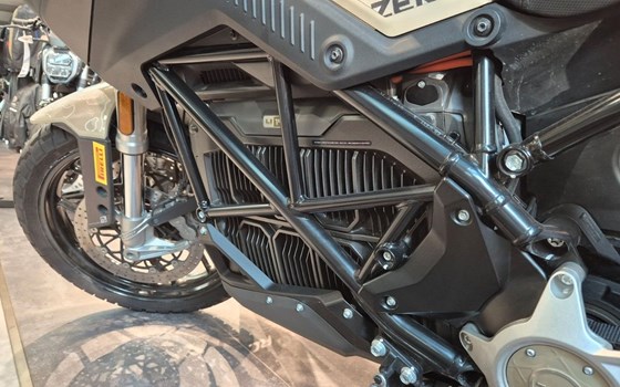 Gebrauchtmotorrad Zero DS - Bild 11