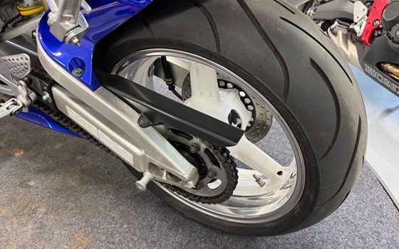 Gebrauchtmotorrad Yamaha R1 - Bild 4