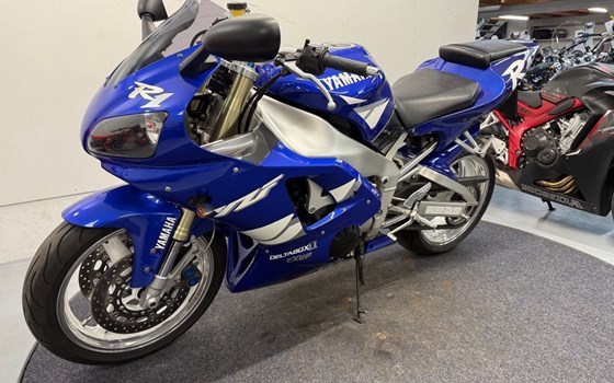 Gebrauchtmotorrad Yamaha R1 - Bild 8