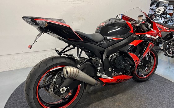 Gebrauchtmotorrad Suzuki GSX-R 750 - Bild 11