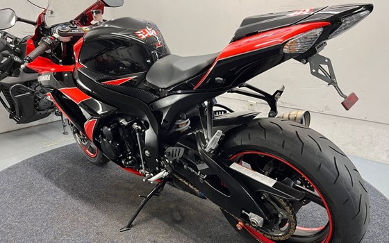 Gebrauchtmotorrad Suzuki GSX-R 750 - Bild 3