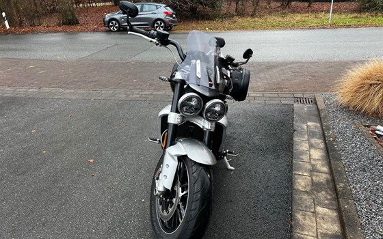 Gebrauchtmotorrad Triumph Rocket 3 GT - Bild 8