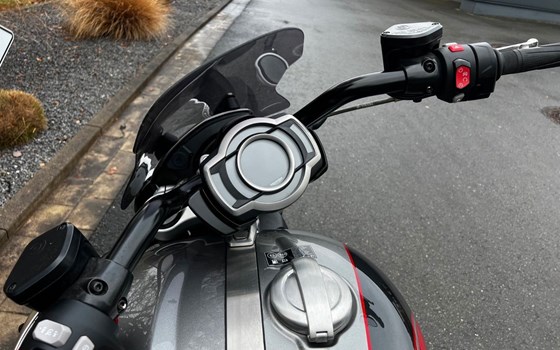 Gebrauchtmotorrad Triumph Rocket 3 GT - Bild 9