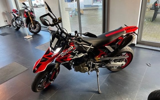 Gebrauchtmotorrad Ducati Hypermotard 698 Mono RVE - Bild 2
