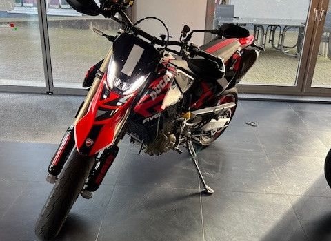 Gebrauchtmotorrad Ducati Hypermotard 698 Mono RVE - Bild 3