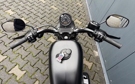 Gebrauchtmotorrad Harley-Davidson Sportster XL 883 - Bild 4