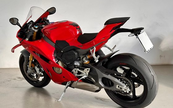 Gebrauchtmotorrad Ducati Panigale V4 S - Bild 4