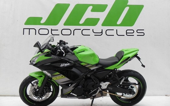 Gebrauchtmotorrad Kawasaki Ninja 650 - Bild 1