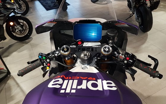 Neufahrzeug Aprilia RSV4 XTrenta - Bild 5