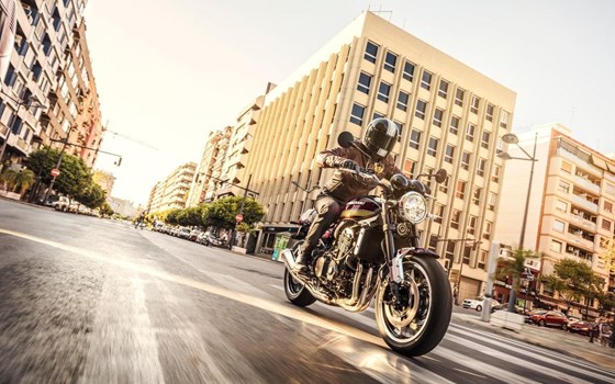Neufahrzeug Kawasaki Z900 RS - Bild 12