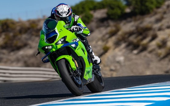 Neufahrzeug Kawasaki Ninja ZX-10RR - Bild 4