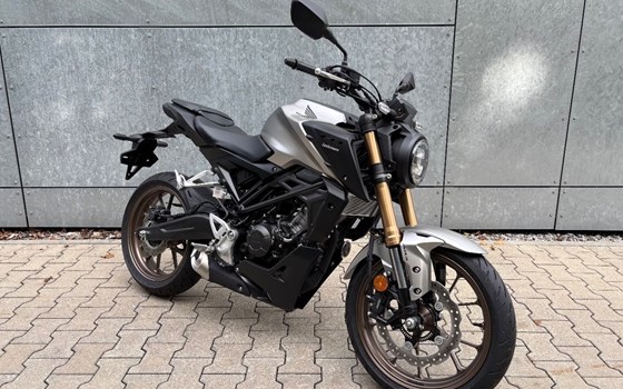 Gebrauchtmotorrad Honda CB125R - Bild 8