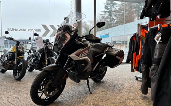 Gebrauchtmotorrad KTM 1290 Super Adventure S - Bild 2