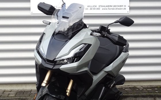 Gebrauchtmotorrad Honda ADV350 - Bild 2