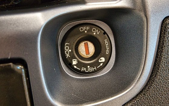 Gebrauchtmotorrad Piaggio MP3 300 HPE - Bild 13