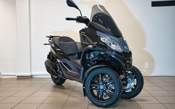 Gebrauchtmotorrad Piaggio MP3 300 HPE - Bild 4