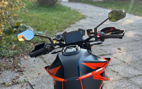 Gebrauchtmotorrad KTM 1290 Super Duke R - Bild 19