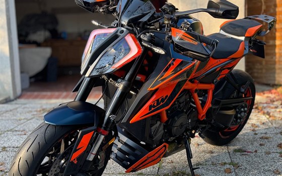 Gebrauchtmotorrad KTM 1290 Super Duke R - Bild 2