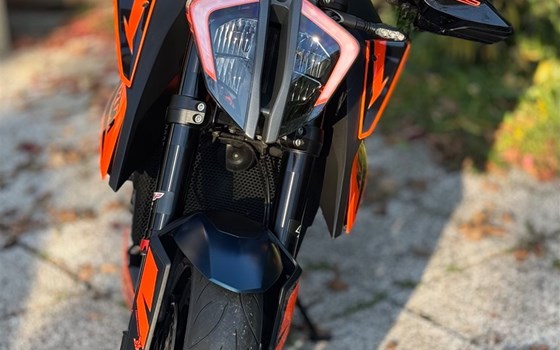 Gebrauchtmotorrad KTM 1290 Super Duke R - Bild 3
