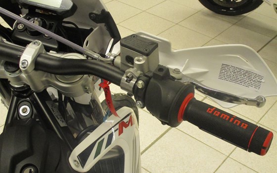 Neufahrzeug Rieju MRT 50 Trophy - Bild 12