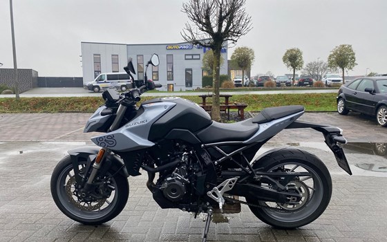 Gebrauchtmotorrad Suzuki GSX-8S - Bild 3