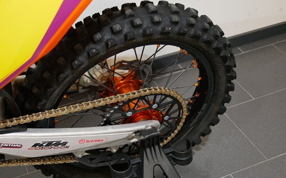 Gebrauchtmotorrad KTM 250 SX-F Factory Edition - Bild 22