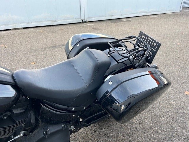 Harley-Davidson Softail Low Rider ST (Vivid Black) - Bild 10