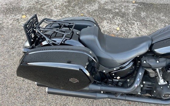 Gebrauchtmotorrad Harley-Davidson Softail Low Rider ST - Bild 6