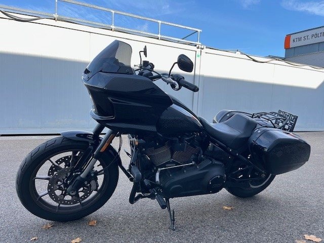 Harley-Davidson Softail Low Rider ST (Vivid Black) - Bild 9