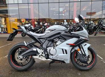 Gebrauchtmotorrad CFMOTO 675SR-R