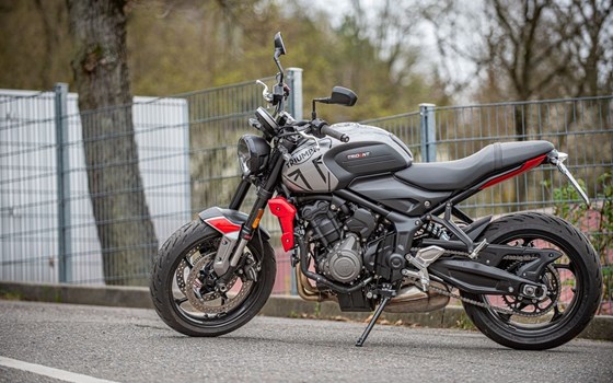Gebrauchtmotorrad Triumph Trident 660 - Bild 1