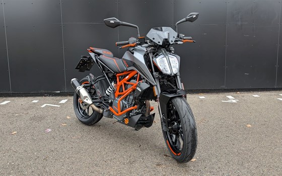 Gebrauchtmotorrad KTM 390 Duke - Bild 1