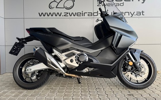 Gebrauchtmotorrad Honda Forza 750 - Bild 2