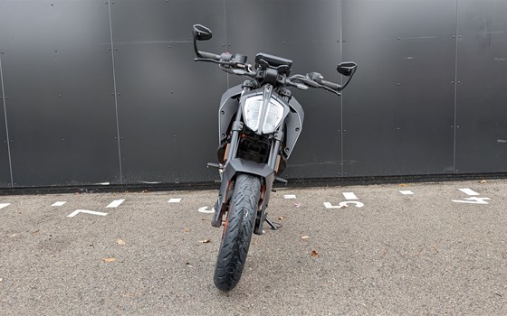Gebrauchtmotorrad KTM 125 Duke - Bild 3
