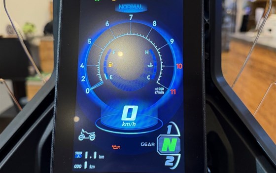 Neufahrzeug Voge 800 Rally - Bild 9