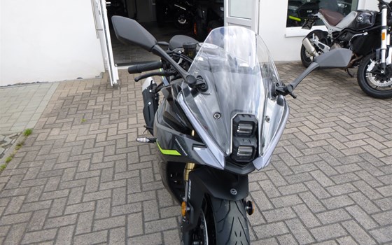 Gebrauchtmotorrad Benelli Tornado Naked Twin 500 - Bild 12