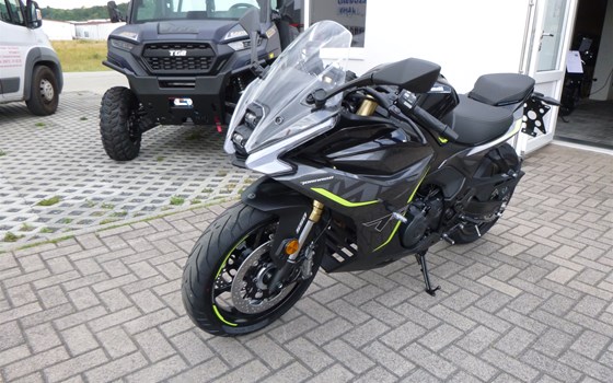 Gebrauchtmotorrad Benelli Tornado Naked Twin 500 - Bild 3