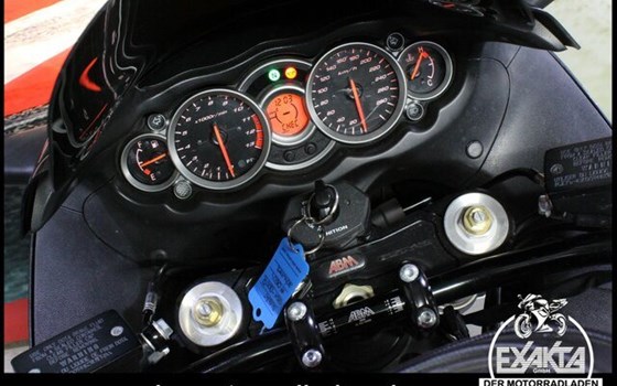 Gebrauchtmotorrad Suzuki GSX 1300 R - Bild 11