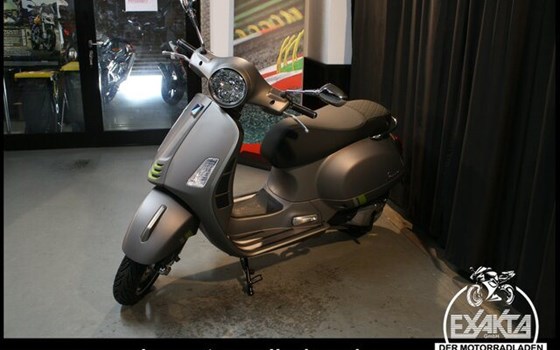 Neufahrzeug Vespa GTS 125 Super Tech - Bild 21