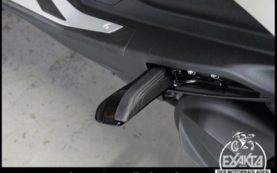 Neufahrzeug Piaggio MP3 530 HPE Exclusive - Bild 28