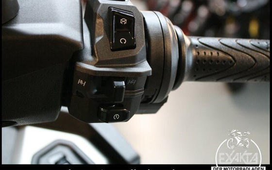 Neufahrzeug Piaggio MP3 530 HPE Exclusive - Bild 18