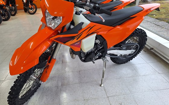 Neufahrzeug KTM 500 EXC-F 2026 - Bild 2