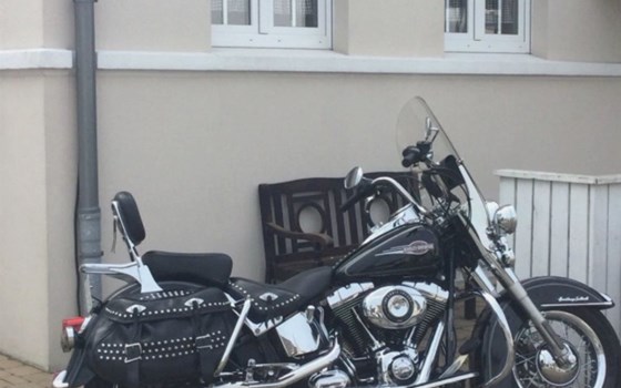 Gebrauchtmotorrad Harley-Davidson Softail Heritage Classic FLSTC - Bild 4