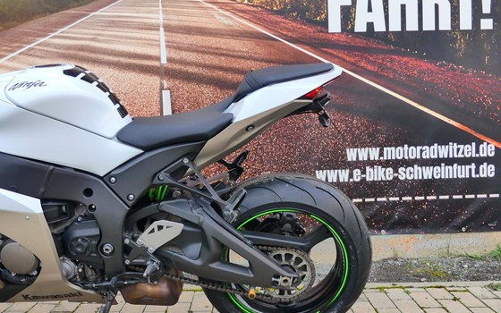 Gebrauchtmotorrad Kawasaki Ninja ZX-10R - Bild 4