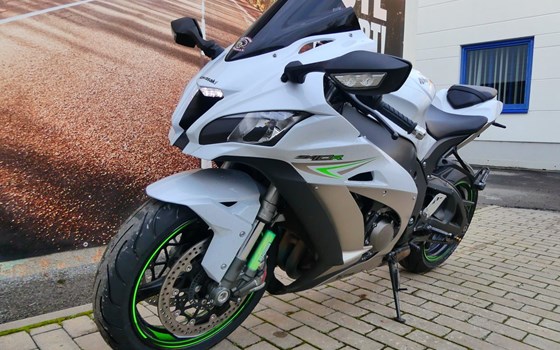 Gebrauchtmotorrad Kawasaki Ninja ZX-10R - Bild 5