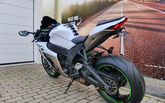 Gebrauchtmotorrad Kawasaki Ninja ZX-10R - Bild 6