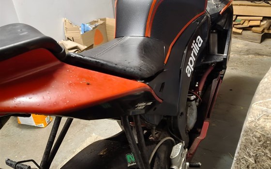 Motorrad Occasion Aprilia RS4 50 - Bild 4